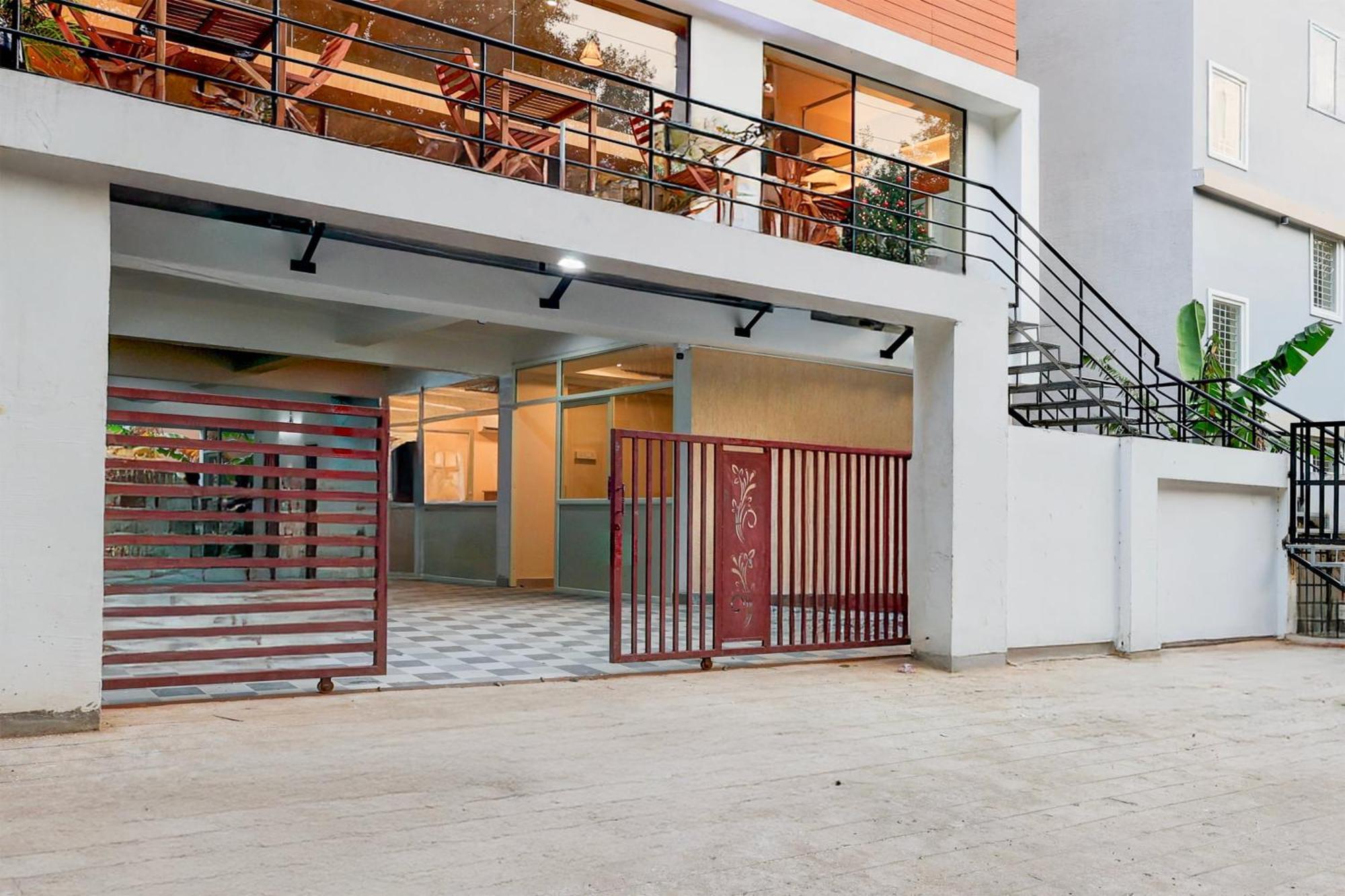 Super Townhouse Mvp Sector With Kailasagiri Hill View Pedda Waltair Bagian luar foto