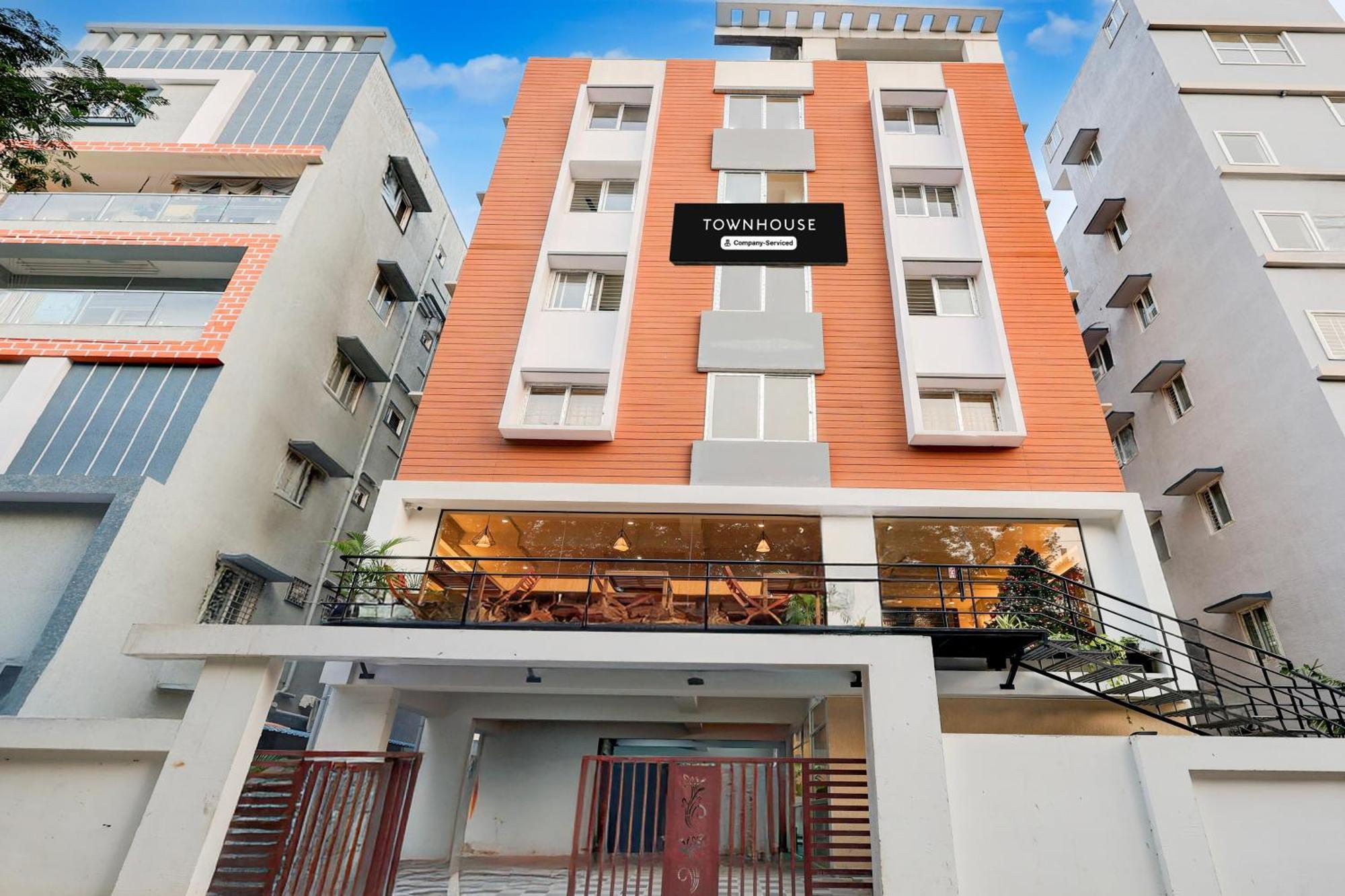 Super Townhouse Mvp Sector With Kailasagiri Hill View Pedda Waltair Bagian luar foto